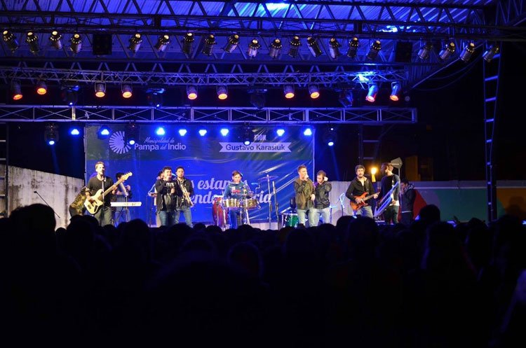 Los Totora en Estudiantina 2015, Pampa del Indio