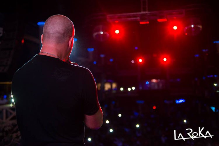 Contratar a Yayo