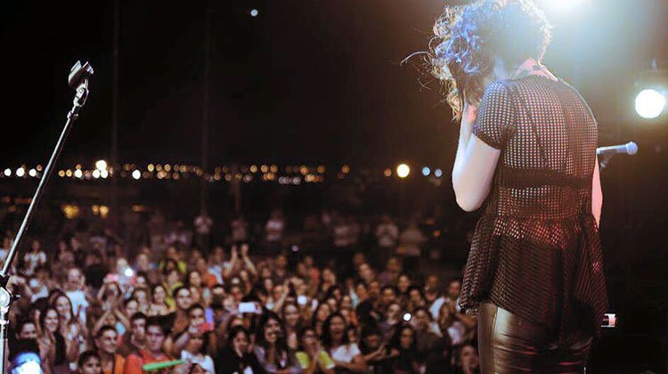 Contratar a Diana Amarilla