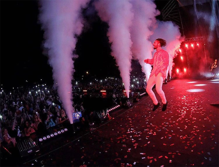 Contrataciones Maluma