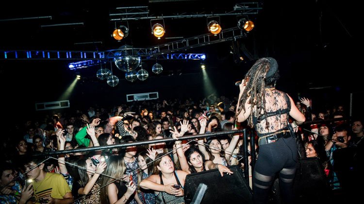 Show de Miss Bolivia en Disco El Rancho, Córdoba