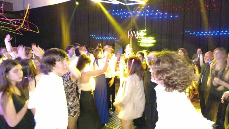Contratar bandas para cumpleaños de 15