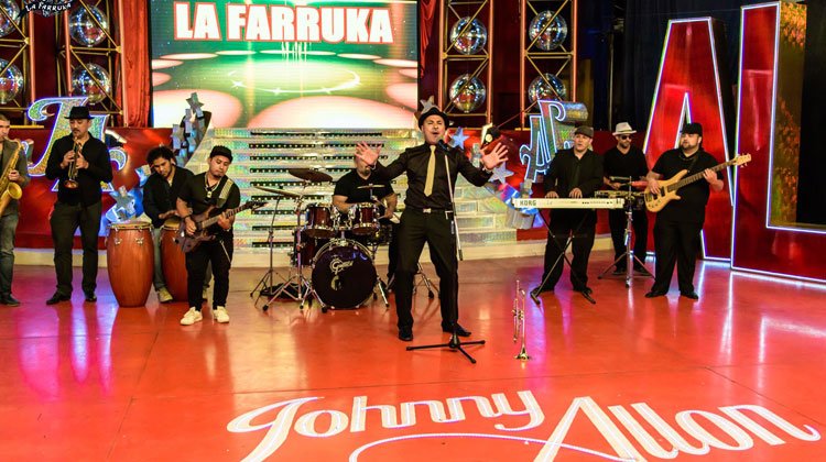 Contratar a Ro Kaneda & La Farruka
