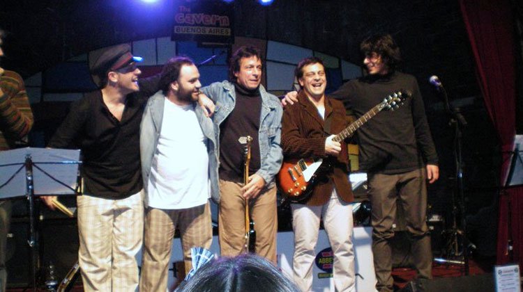 Contratar a The Sullivan