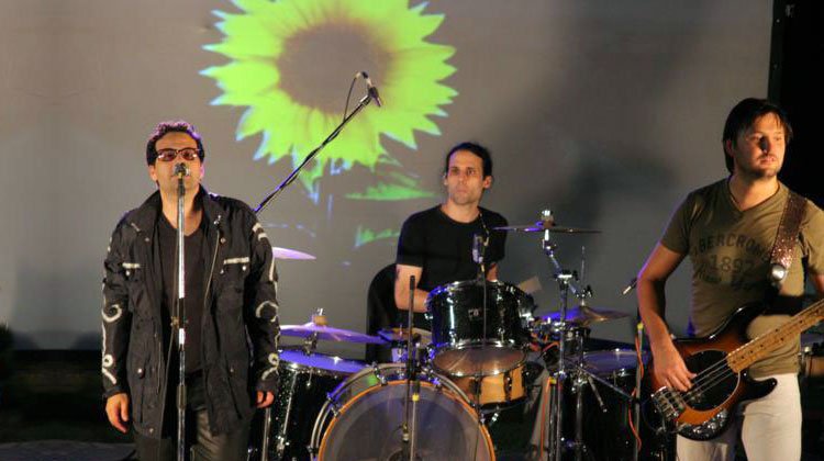 Contratar a Walk On - Tributo a U2