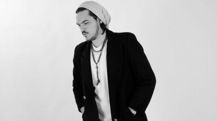 Sebastián Molina – Tributo a Arjona