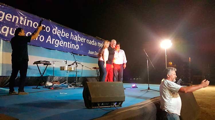 Contratar a Carlos Sánchez