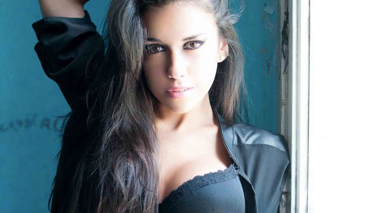 Contrataciones Cynthia Aller