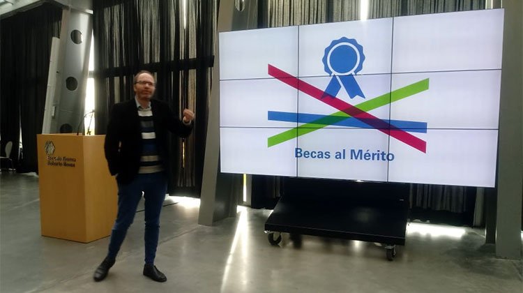 Diego Golombeck para la Escuela Técnica Roberto Rocca, Campana