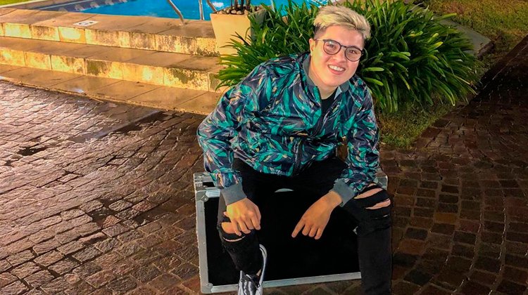 contratar a dj lauuh
