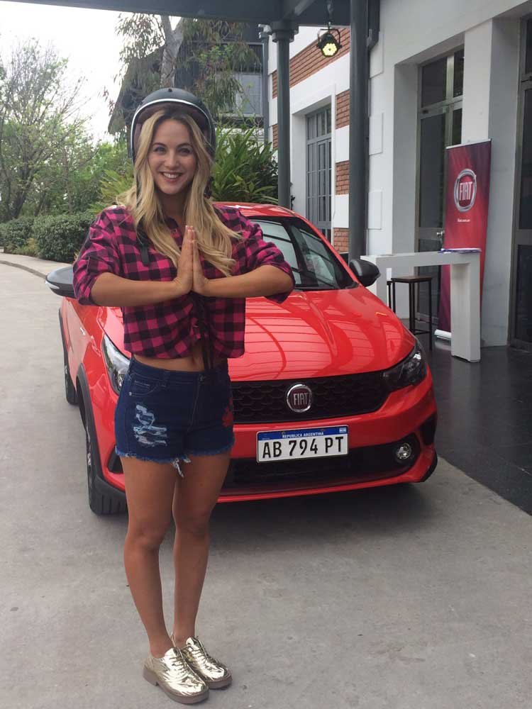 Contratar a Flor Vigna