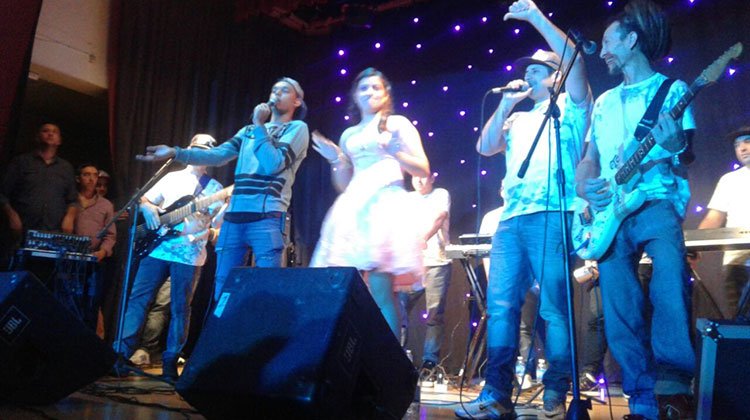 Olinda, fiesta de XV en La Plata