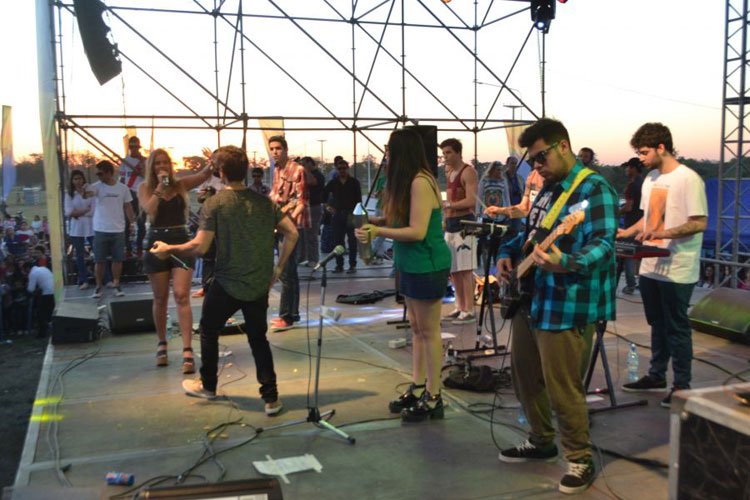Rombai en la Fiesta de la Primavera de Resistencia, Chaco
