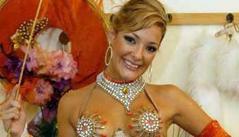 Contratar a Sabrina Artaza