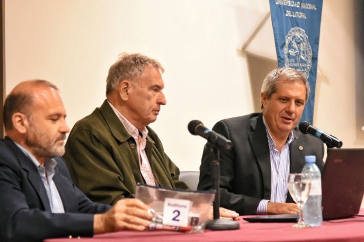 Contratar a Sergio Sinay