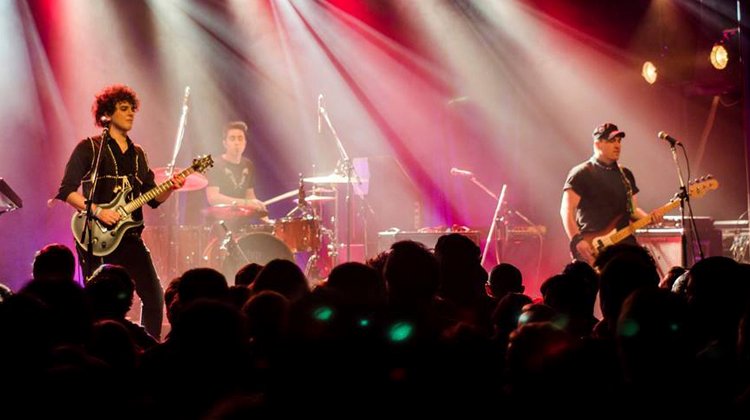 contratar tributo a soda stereo sobredosis de soda