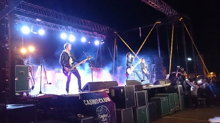 Airbag en la inauguración del puente El Elsa, Rawson