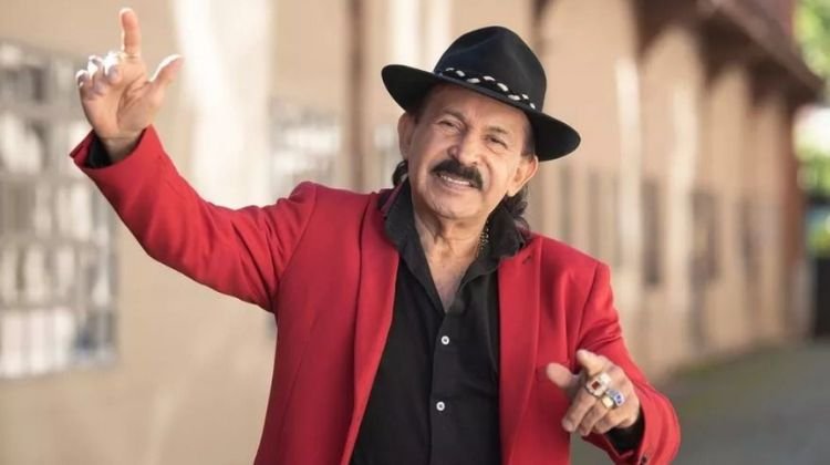 contratar a antonio rios