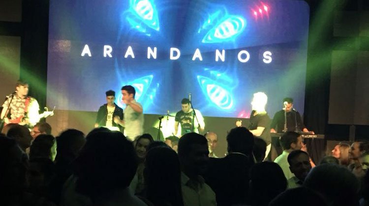 Contratar a Arándanos