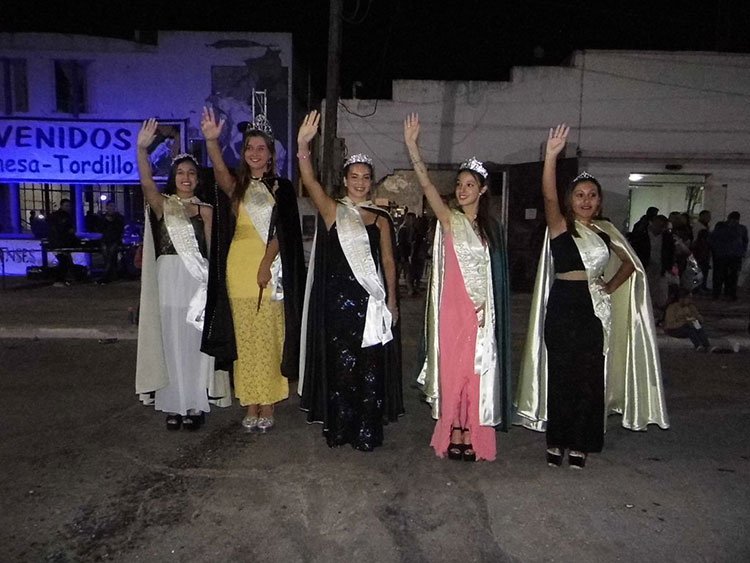 Contratar artistas para carnavales