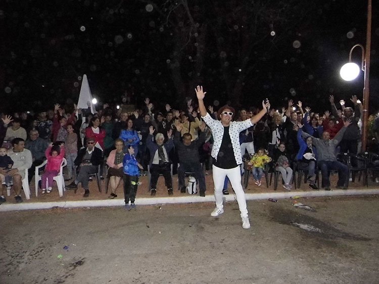 Contratar artistas para carnavales