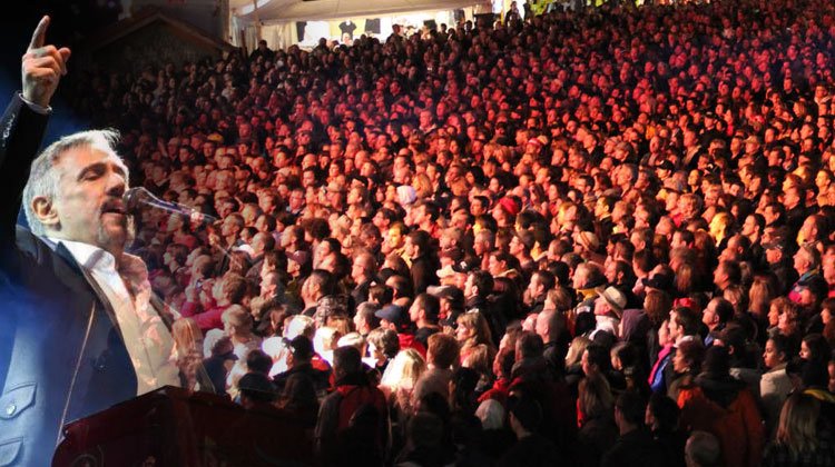 Contratar Artistas y Producción de Eventos
