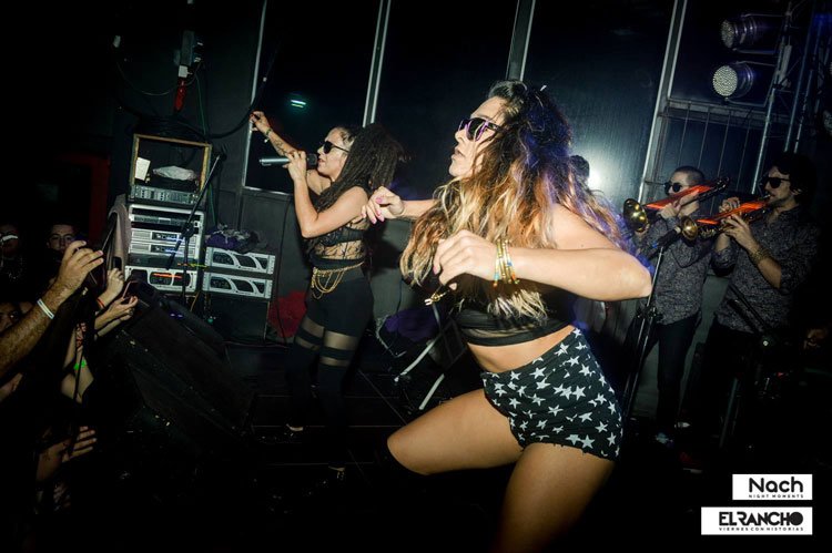 Show de Miss Bolivia en Disco El Rancho, Córdoba