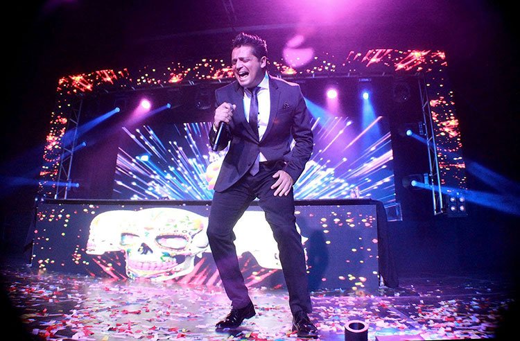 Contratar Tributo a Luis Miguel