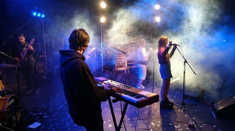 Cumbia Nena en Sábado Familiar de Munic