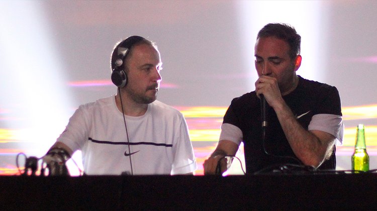 contratar a djs pareja