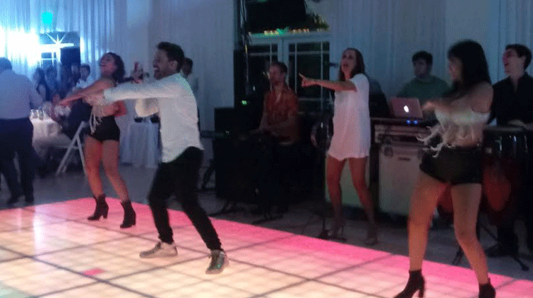 El Símbolo en fiesta de cumpleaños, Las Verbenas
