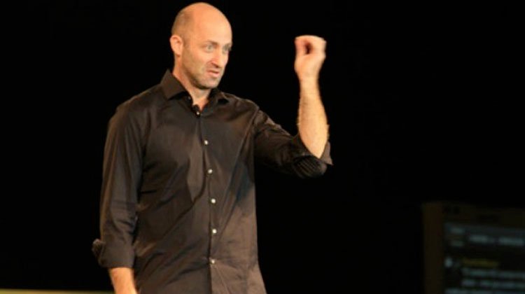 Estanislao Bachrach contrataciones