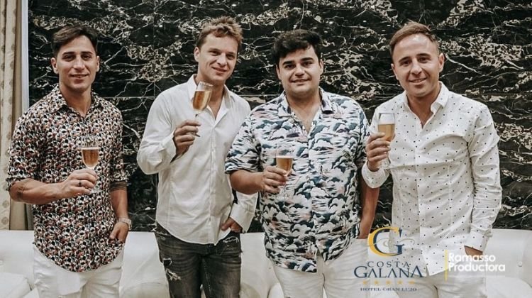 Los Totora en Costa Galana