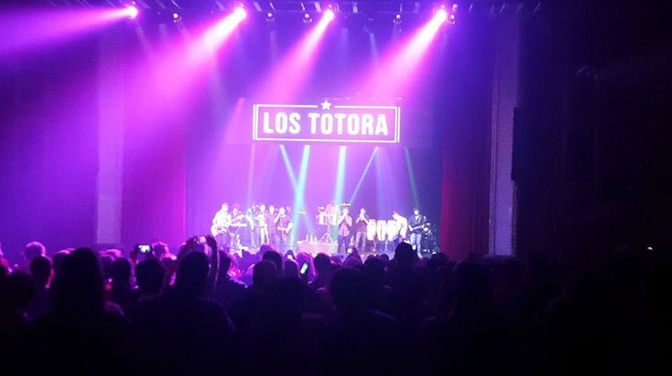 Los Totora en el Teatro Broadway de Rosario