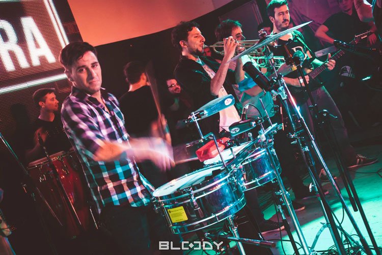 Los Totora en la Fiesta Unlam en Bloody Sound