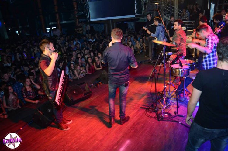 Los Totora en Letoile Disco, Santa Fe