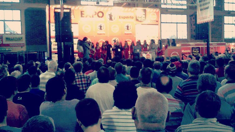 Contrataciones Mónica Farro