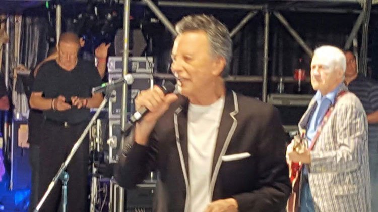 Palito Ortega en el 44° festival de folklore en Durazno