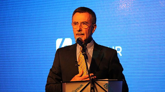 Pancho Ibáñez en los 40 años de la Obra Social Luis Pasteur