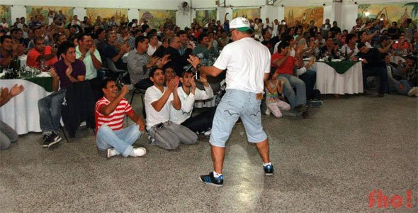 Los Rebos en el festejo del Dia del Papelero en Zarate