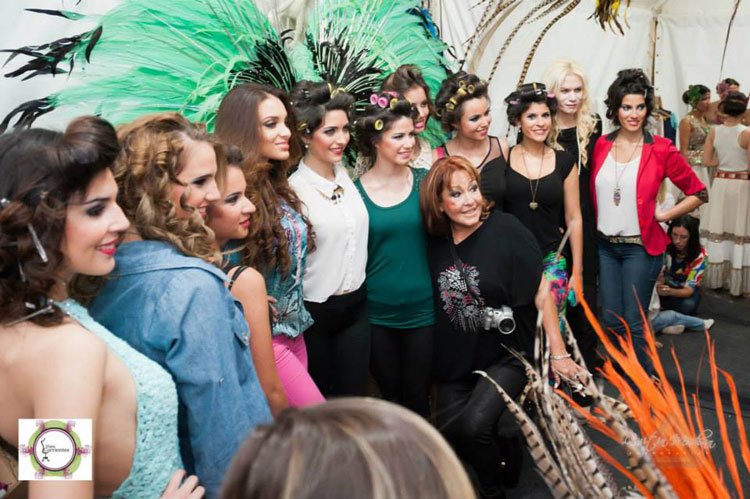 Pablo Granados y Pachu Peña en el desfile "Viste Corrientes"