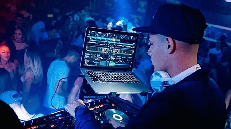 Contratar a Zato DJ